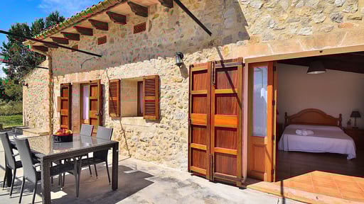 Finca Es Camp Pla Обеденная зона