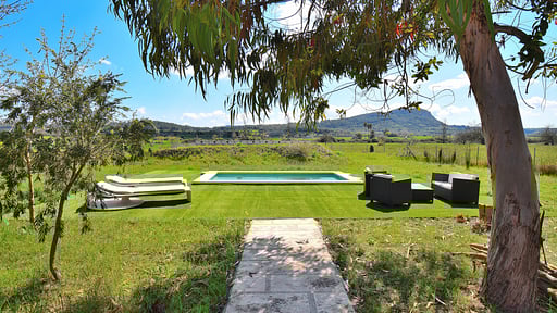 Finca Es Camp Pla Бассейн