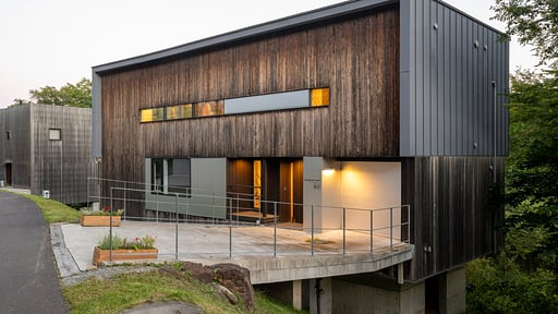 Escarpment House Surroundings