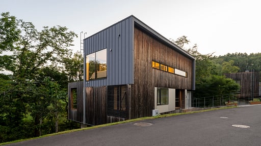 Escarpment House Surroundings