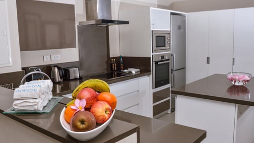 Esplanade Deluxe Apartment Kitchen