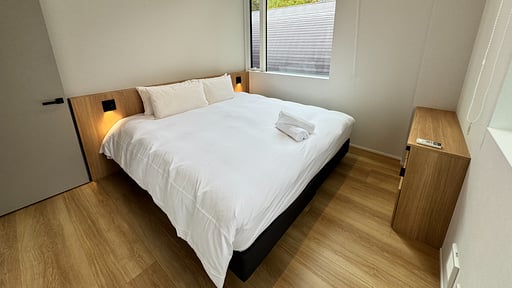 Everglow Chalet Bedroom 2