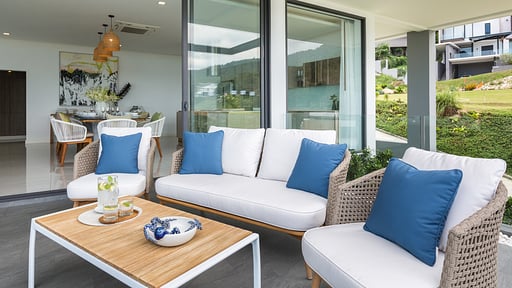 Faa Sang at Verano Residence Terrace/Veranda