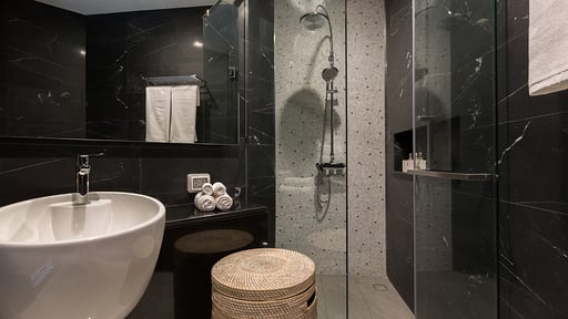 Faa Sang at Verano Residence Bedroom 3