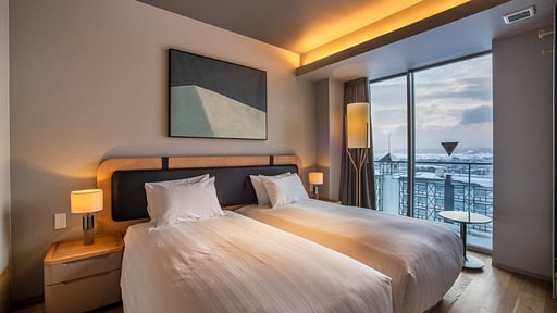 Fenix Furano Deluxe Apartment Bedroom 1