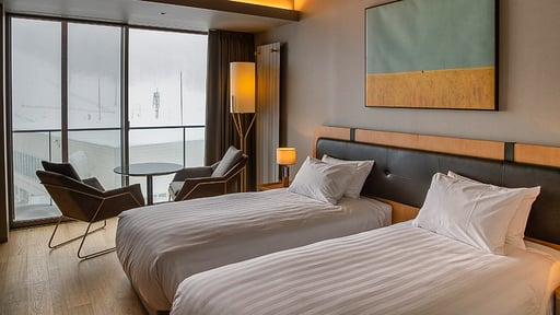 Fenix Furano Deluxe Apartment Bedroom 2