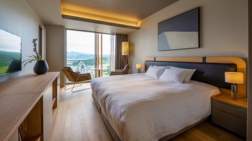 Fenix Furano Deluxe Apartment Bedroom 2