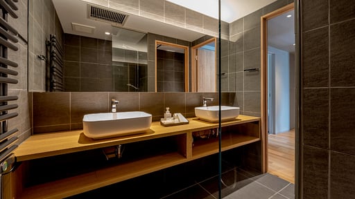 Fenix Furano Penthouse Suite Bedroom 2