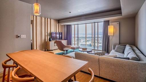 Fenix Furano Penthouse Suite Dining area