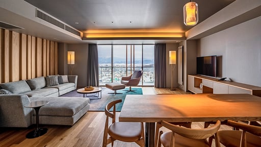 Fenix Furano Penthouse Suite Dining area