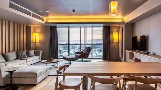 Fenix Furano Penthouse Suite Dining area