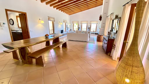 Finca Aderu Dining area