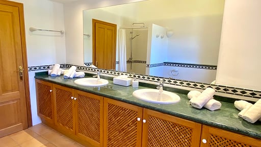 Finca Aderu Bedroom 1