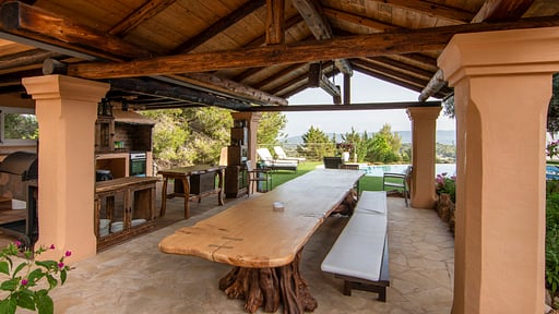 Finca Bella Forada Dining area