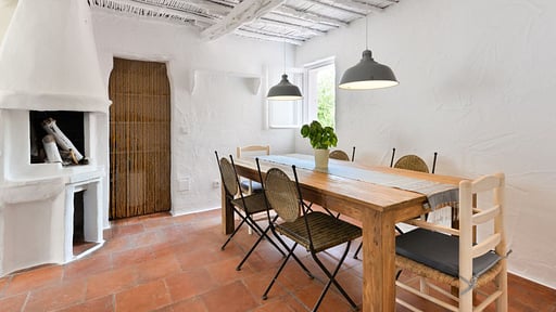 Finca Boho Dining area