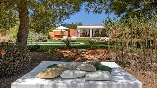Finca Boho Garden