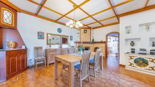 Finca Ca Na Sota Обеденная зона