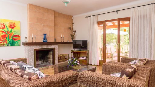 Finca Cala Dor Living room