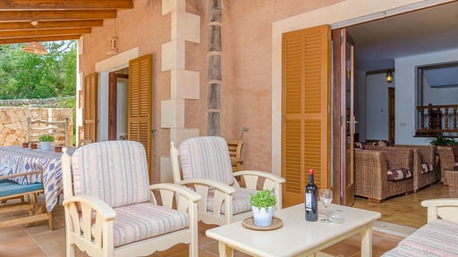 Finca Cala Dor Terrace/Veranda