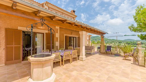 Finca Cala Dor Terrace/Veranda