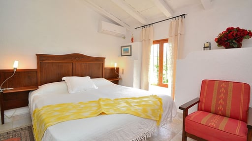 Finca Can Blanc Schlafzimmer 2