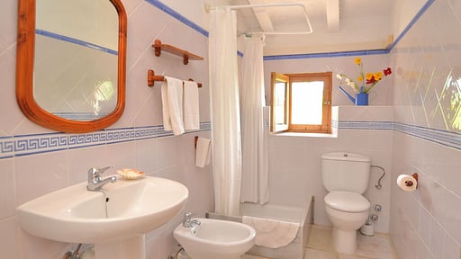 Finca Can Blanc Schlafzimmer 2