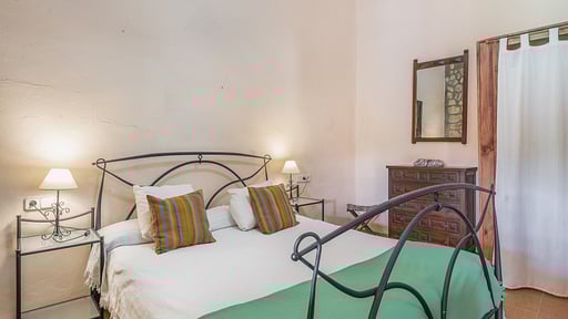 Finca Can Calistro Спальня 2