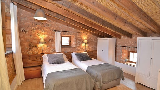 Finca Can Cortana Спальня 2