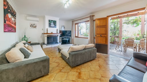 Finca Can Lluc Гостиная 1