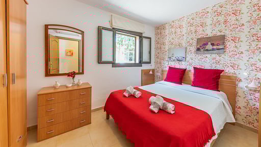 Finca Can Lluc Спальня 4