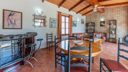 Finca Can Lluc Обеденная зона