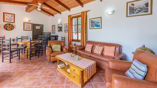 Finca Can Lluc Гостиная 2