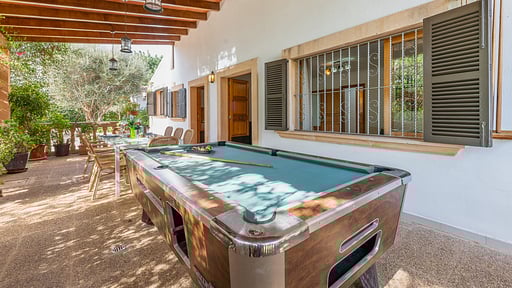 Finca Can Lluc Бильярд