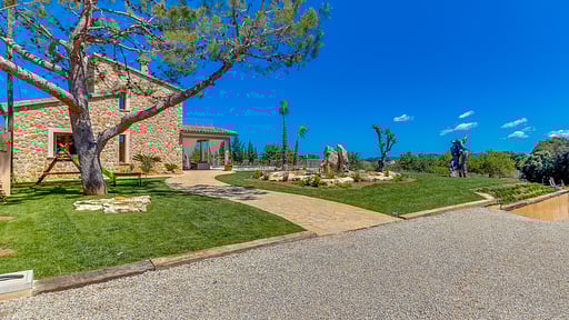 Finca Can Mutxo Autres