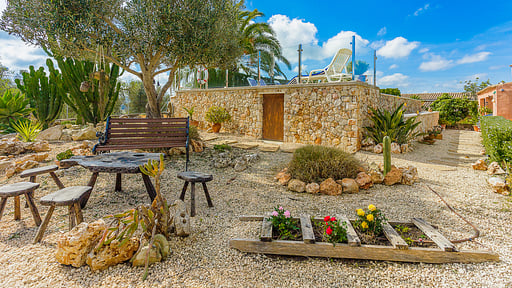 Finca Can Tomeu Garden