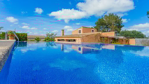 Finca Can Tomeu Swimming pool