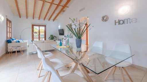 Finca dels Horts Zona de comedor