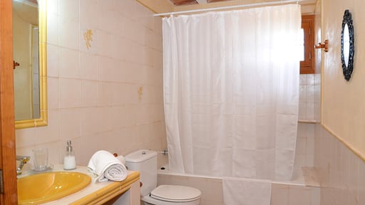 Finca Es Bosquerró Bedroom 1