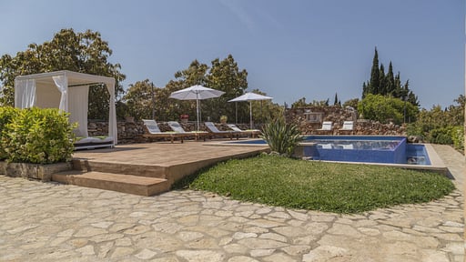 Finca Es Moya des Pins Бассейн