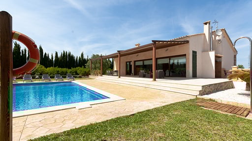 Finca Es Rasquell Swimming pool