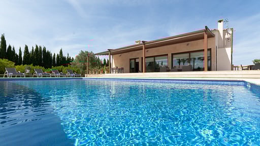 Finca Es Rasquell Swimming pool
