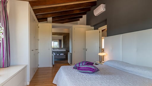 Finca Es Velora Schlafzimmer 1