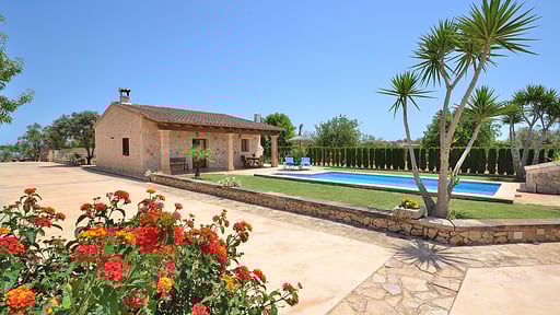 Finca Estret Бассейн