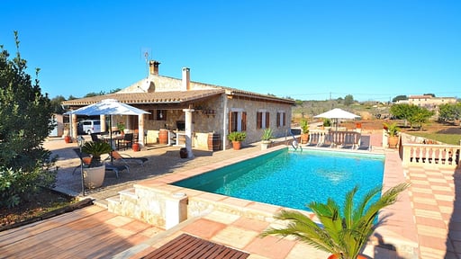 Finca Sa Rota Swimming pool