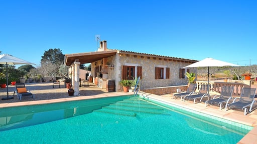 Finca Sa Rota Swimming pool