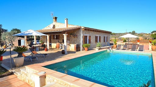 Finca Sa Rota Swimming pool