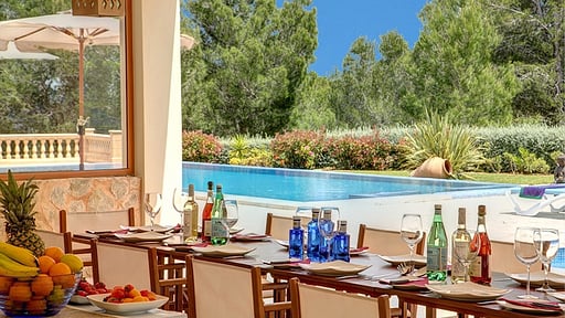 Finca Mila Zona de comedor