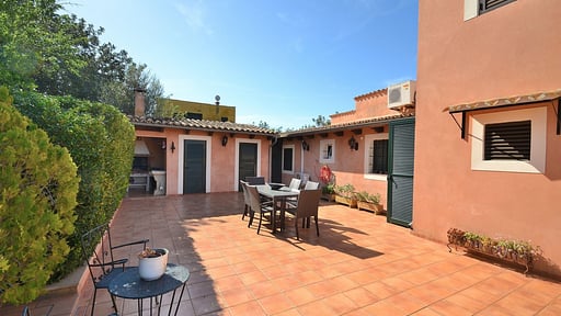 Villa Tramuntana Обеденная зона