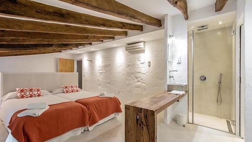 Finca Rafal Antic Schlafzimmer 1