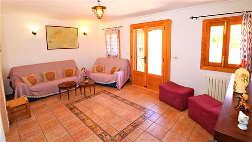 Finca Can Palea Living room